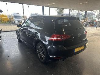 Volkswagen Golf 1.4TSI ACT R-Line picture 3