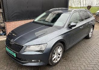 Skoda Superb 1.6TDI Ambition Bussines picture 5