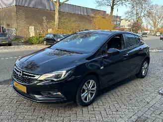krockskadad bil auto Opel Astra 1.0 innovation AUTOMAAT 2017/1