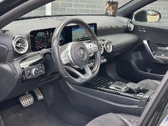 Mercedes A-klasse A200 AMG Line picture 11