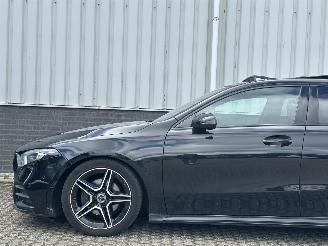 Mercedes A-klasse A200 AMG Line picture 8