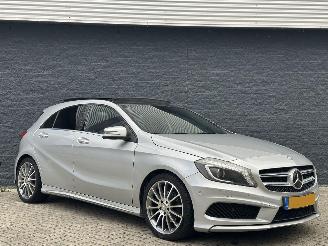Unfallwagen Mercedes A-klasse A180 AMG Line Panorama Alcantara Led 2013/1