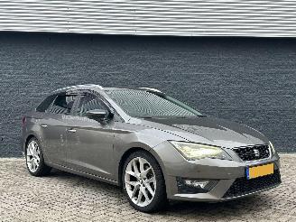 uszkodzony samochody osobowe Seat Leon 1.4TSI ACT FR Dynamic Automaat Panorama 2014/5