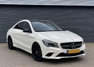 uszkodzony samochody osobowe Mercedes Cla-klasse Cla 180 Amg Line Automaat Leer 2015/1