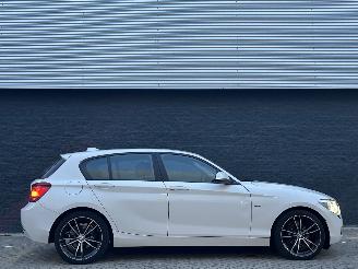 BMW 1-serie 116i Sport Line Automaat picture 2