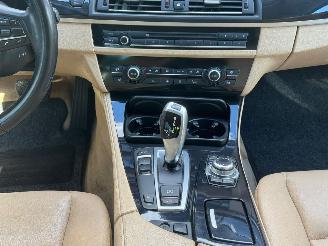 BMW 5-serie Touring 528i High Executive Automaat picture 13