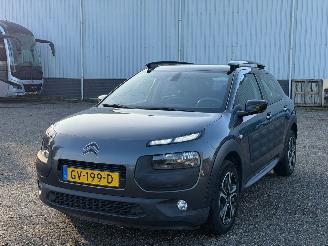 damaged passenger cars Citroën C4 cactus 1.2 e-VTi Feel AUTOMAAT NAP 2015/8