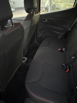 Renault Clio 0.9 TCe Expression picture 14