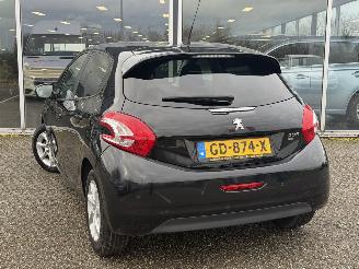 Peugeot 208 1.2 PureTech Style Pack AUTOMAAT picture 6