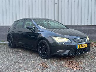 Damaged car Seat Leon 1.6 TDI Limited Edition II 2013/12
