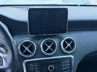Mercedes A-klasse A-klasse 220d AMG AUTOMAAT picture 11