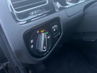 Volkswagen Golf 1.4 TSI ACT Highline DSG PANO picture 18