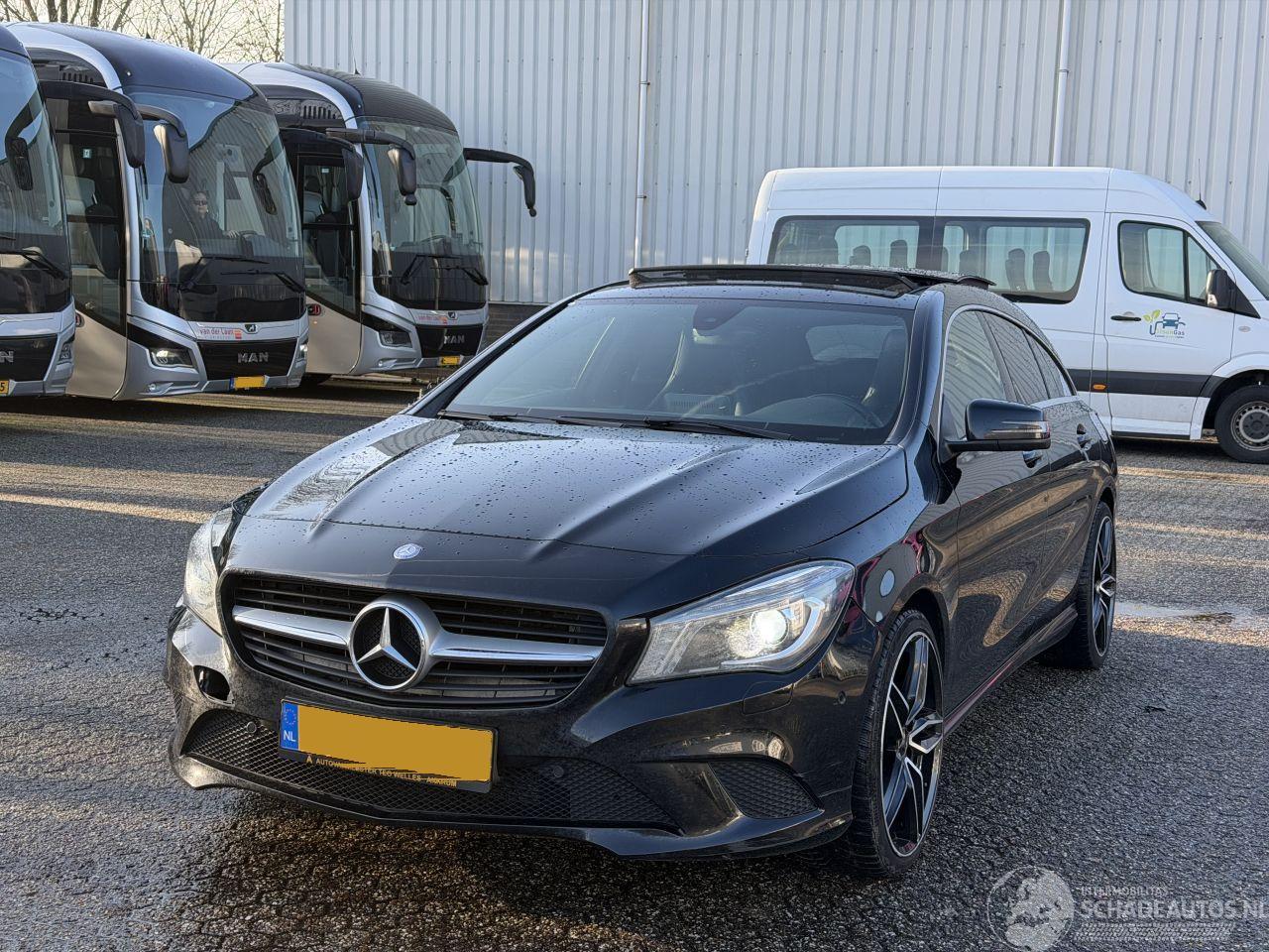 Mercedes Cla-klasse CLA 220 Shooting Brake PANO/LEER