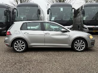 Volkswagen Golf Volkswagen Golf 1.4 TSI PANO/KEY-LESS Connected Series picture 6