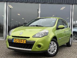 Renault Clio 1.2 Sélection Business picture 2