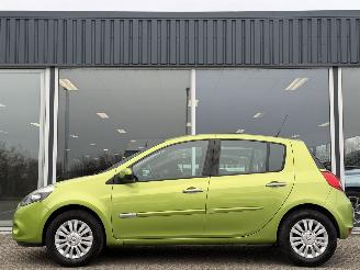 Renault Clio 1.2 Sélection Business picture 3