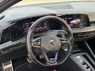 Volkswagen Golf 2.0 TSI R 4Motion PANO picture 6