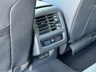 Volkswagen Golf 2.0 TSI R 4Motion PANO/AKRA picture 22