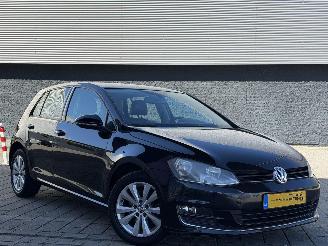 Volkswagen Golf 1.2 TSI Highline AUTOMAAT picture 2