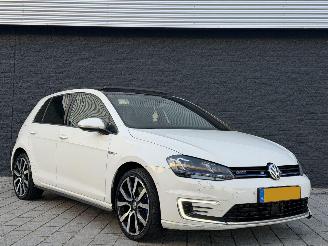Volkswagen Golf GTE PANO/AUTOMAAT/LEER picture 8
