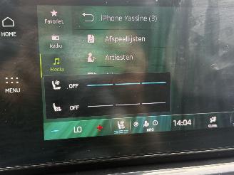 Skoda Octavia 2.0TDI DSG/PANO/FULL OPTION picture 7