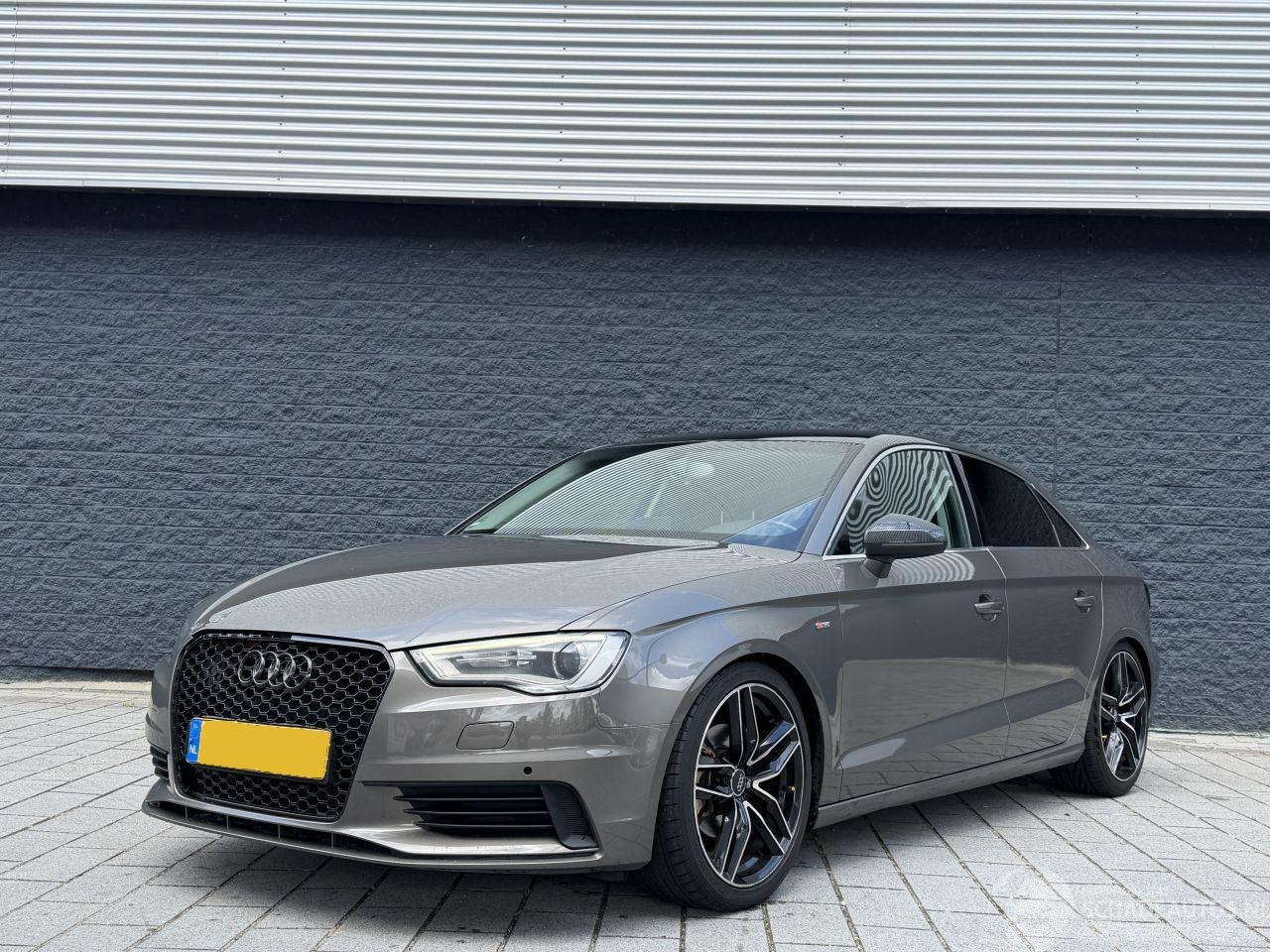 Audi A3 1.4TFSI LIMOUSINE AUTOMAAT/LED