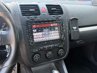 Volkswagen Golf 3.2 R32 DSG/LED picture 13