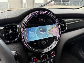 Mini Cooper 1.5 Automaat/Pano full option picture 15