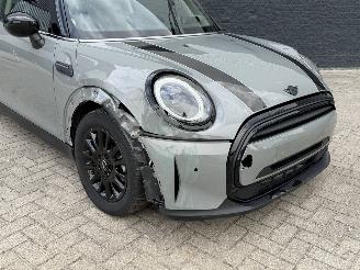 Mini Cooper 1.5 Automaat/Pano full option picture 10