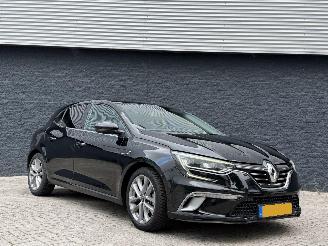 damaged passenger cars Renault Mégane 1.2Tce GT-LINE 2017/6