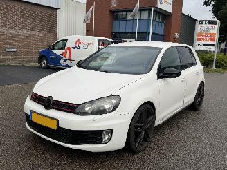 Schadeauto Volkswagen Golf 2.0 GTI DSG 2009/10