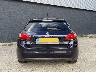Peugeot 308 1.2 BENZINE AUTOMAAT/GLASDAK picture 4