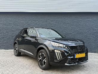 Unfallwagen Peugeot 2008 130 Allure AUTOMAAT/LED 2023/11