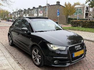 Damaged car Audi A1 1.6TDI S-line Pano/Schaalstoelen/Keyless 2012/9