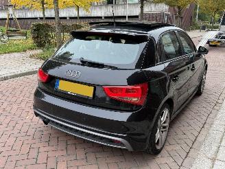 Audi A1 1.6TDI S-line Pano/Schaalstoelen/Keyless picture 4