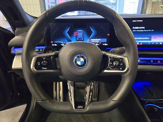 BMW i5  picture 19