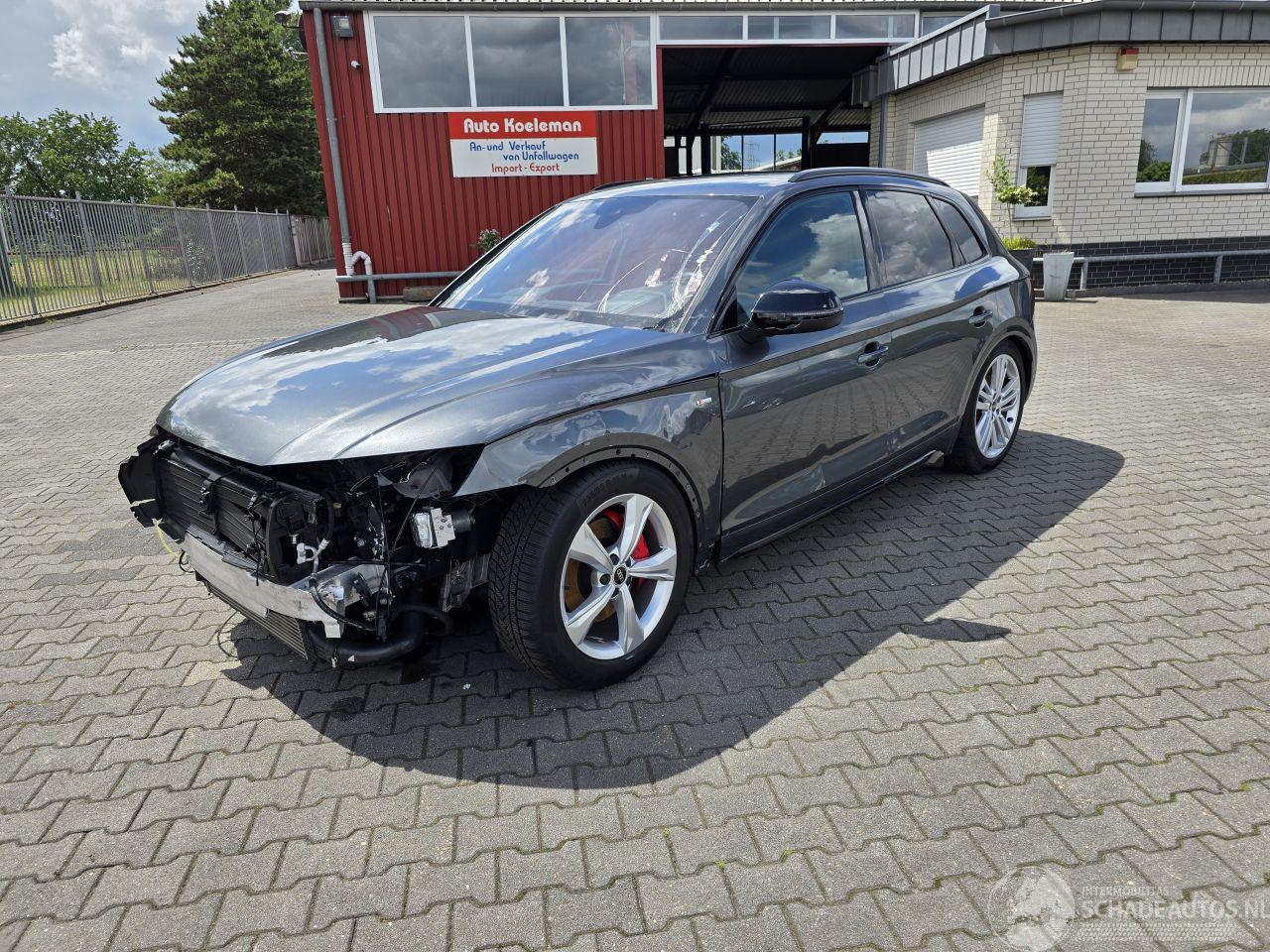 Audi Q5 QUATTRO S-LINE