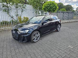 krockskadad bil auto Audi A1 TFSi 30 S-LINE 2023/1