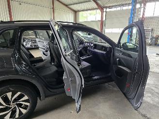 Volkswagen Tiguan 1.5 tsi Hybrid picture 2