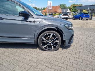 Volkswagen Tiguan R-LINE TDi 4MOTION 142 kW picture 10