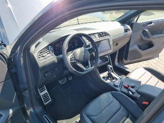 Volkswagen Tiguan R-LINE TDi 4MOTION 142 kW picture 17