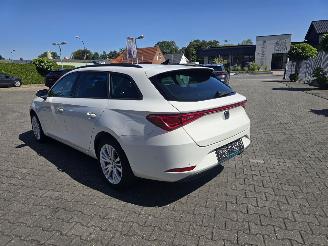 Seat Leon Leon Sportstourer 2.0 TDI picture 2