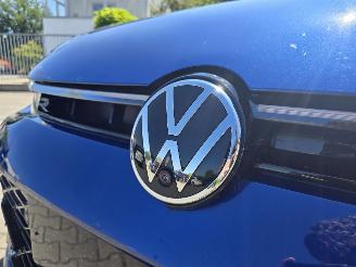 Volkswagen Passat eTSi FULL HYBRID 200 kW R-LINE picture 42