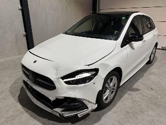 damaged passenger cars Mercedes B-klasse 250e AMG LINE VOL OPTIE! 2023/9