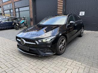 krockskadad bil auto Mercedes Cla-klasse 250e AMG Pakket 2022/12