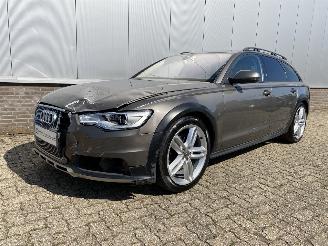 uszkodzony samochody osobowe Audi A6 allroad Quattro 3.0 TDI Premium Edition 1e Eigenaar Voll opties 2014/3