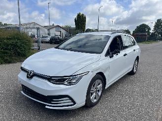 Coche accidentado Volkswagen Golf 8 Variant 1.0 eTSI Automaat /6
