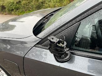 BMW 3-serie Touring 330e picture 17
