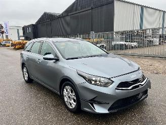 Schadeauto Kia Ceed Sportswagon 1.0 T-GDI 2022/9