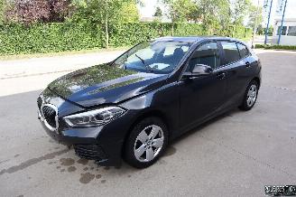 Voiture accidenté BMW 1-serie D 2021/6